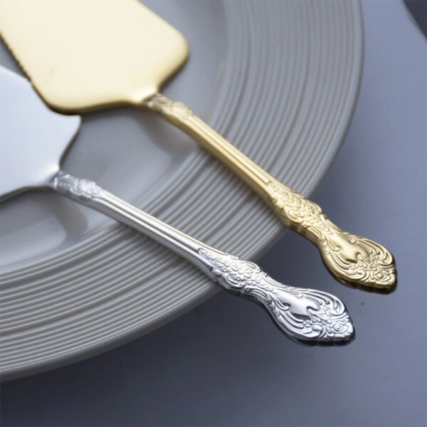 Pelle à Gâteau ou Spatule de Service Élégante